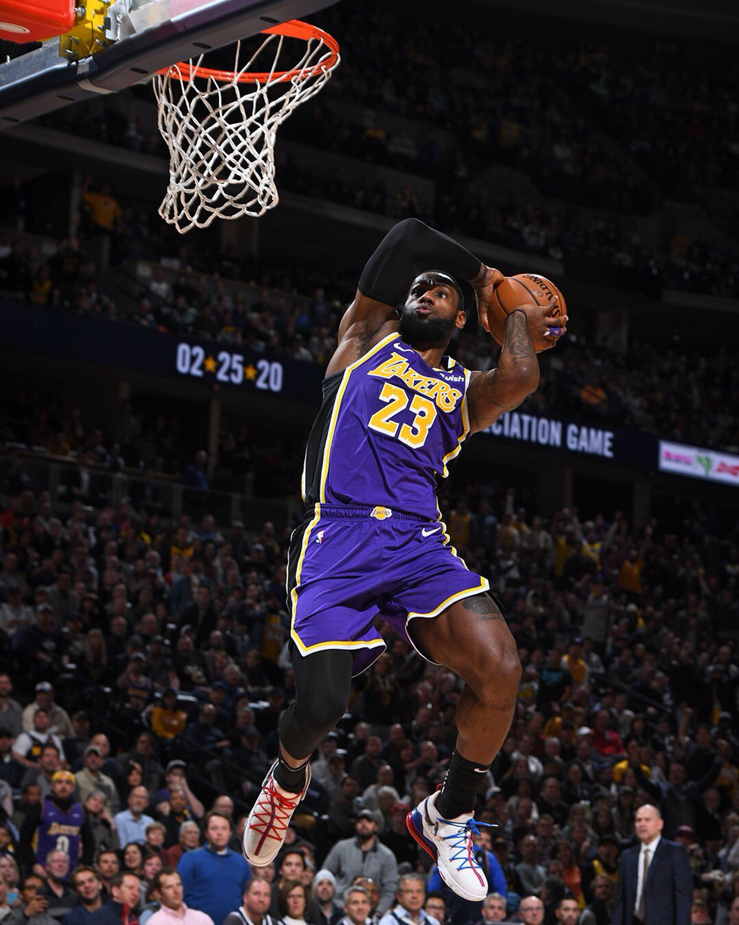 继续优化这 继续优化这