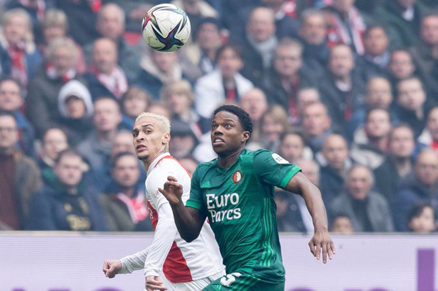 防守者面前 防守者面前